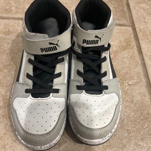 Kids puma hightops